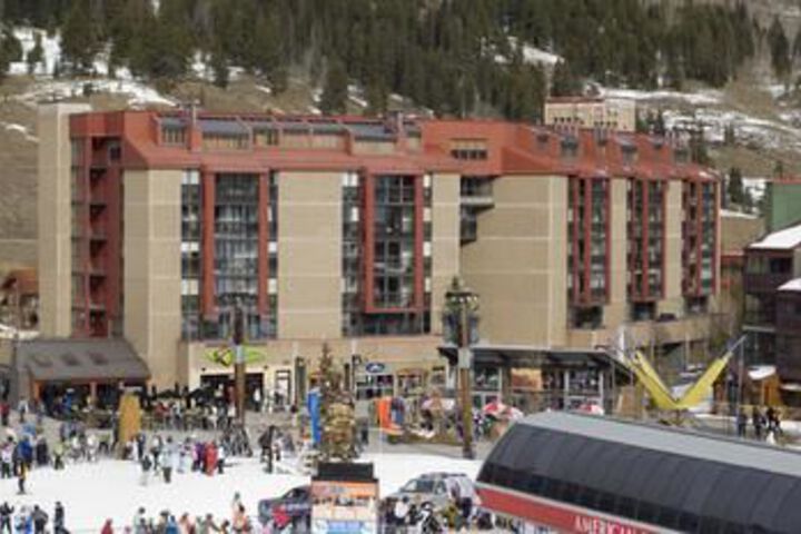 Mountain Plaza in Copper Mountain, CO