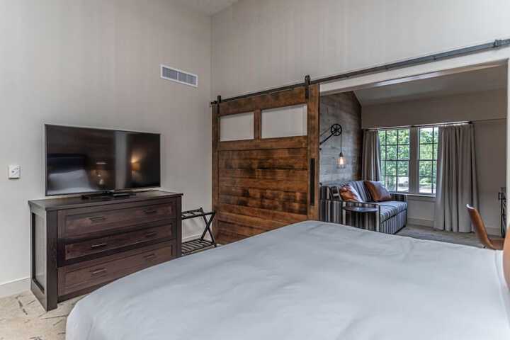 Room 22 of 81