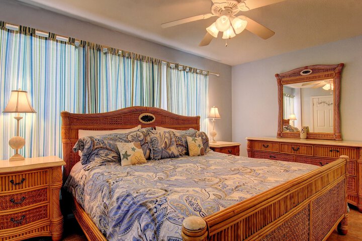 Room 3 of 40
