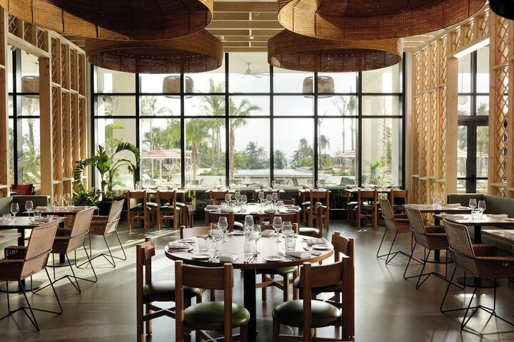 Dining 136 of 206