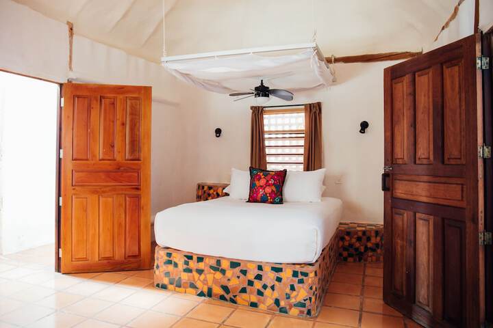 Room 27 of 133