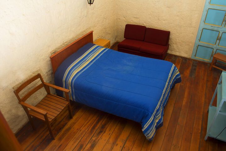 Room 13 of 49