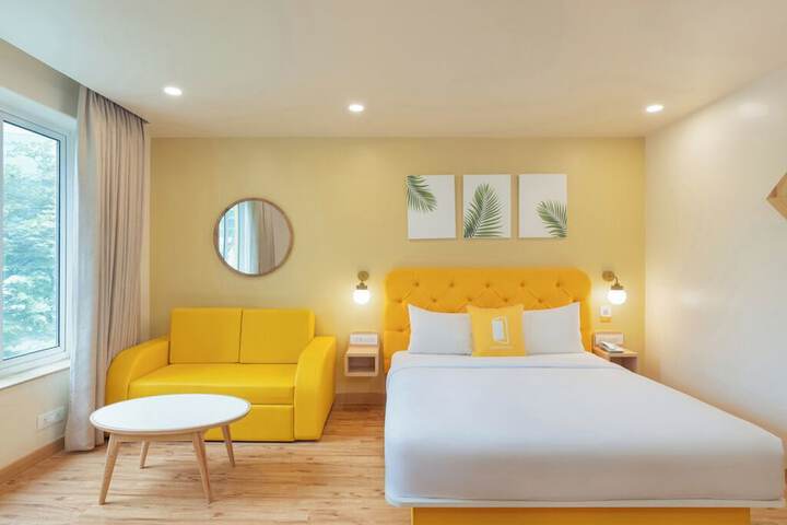 Room 14 of 39