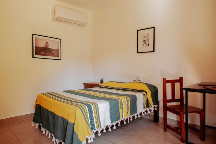 Room 4 of 64