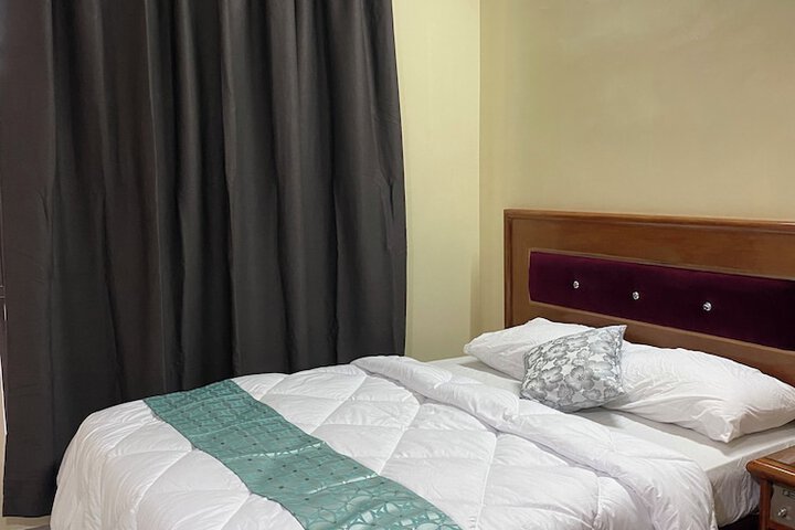 Room 5 of 15