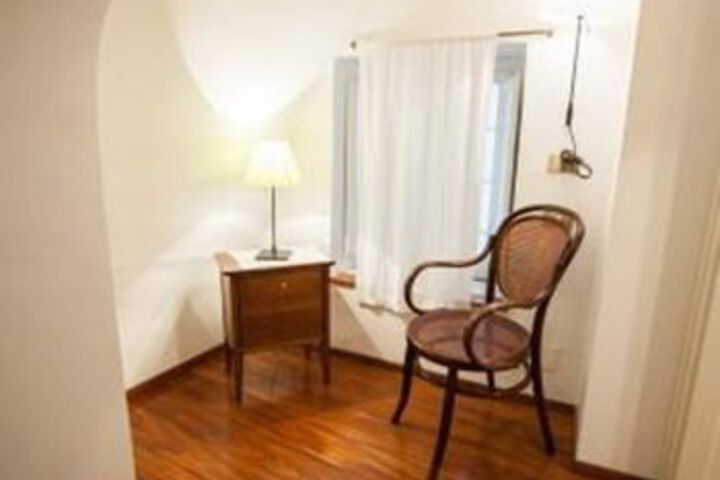 Room 13 of 26