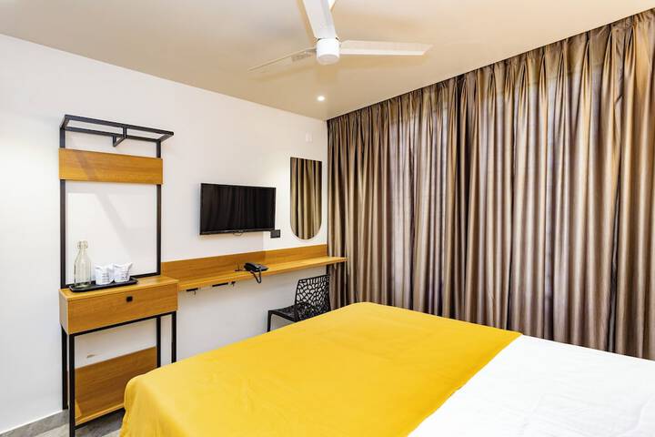 Room 30 of 58