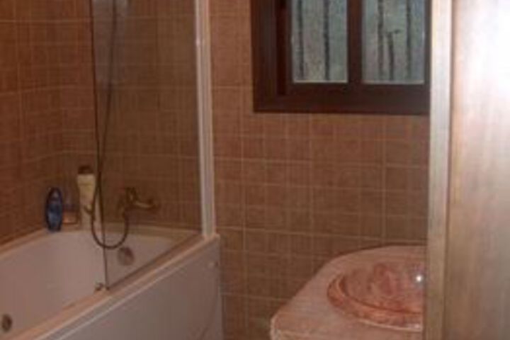 Room 5 of 23