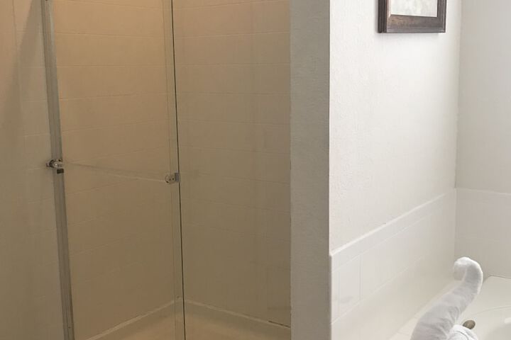 Room 84 of 92