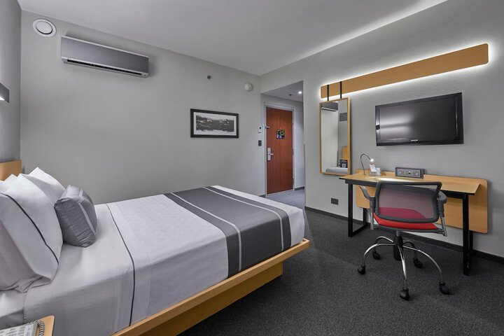 Room 19 of 45