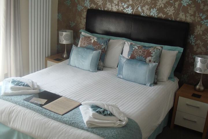 Room 8 of 26