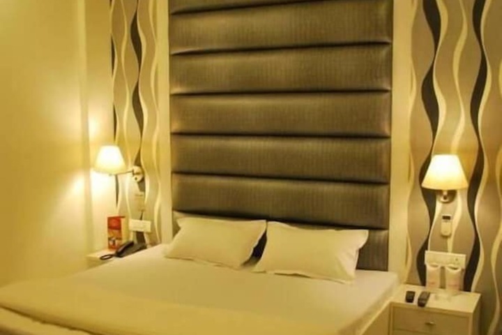 Room 31 of 48
