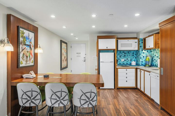 Private kitchenette