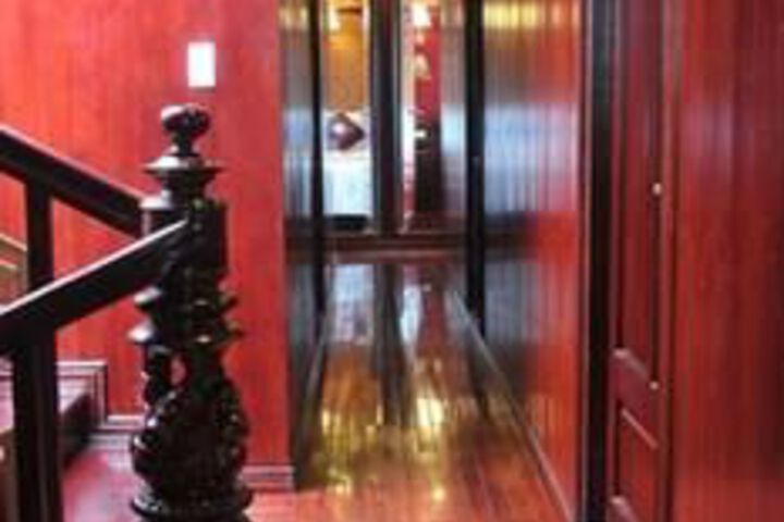 Ballroom/Hall 43 of 64