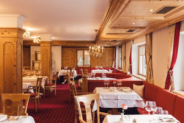 Dining 190 of 261
