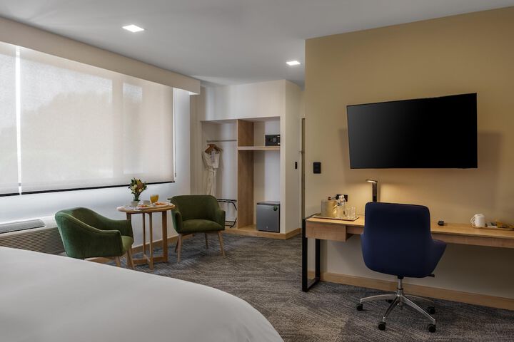 Room 13 of 47