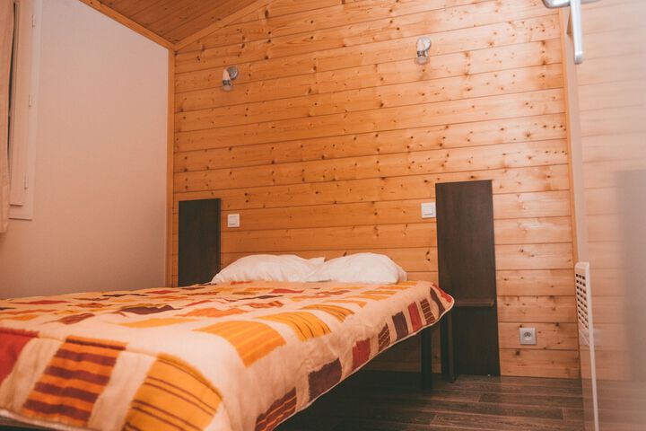 Room 2 of 36