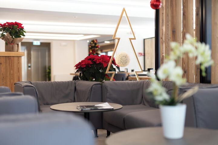Lounge 247 of 288
