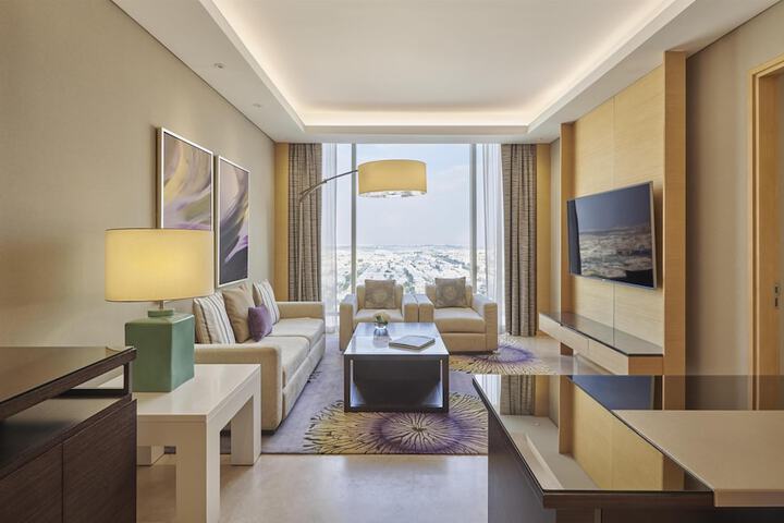 Room 45 of 146