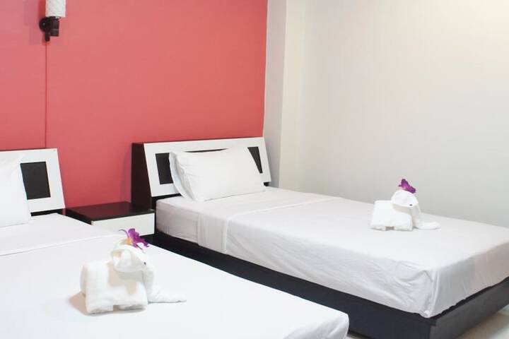 Room 14 of 38