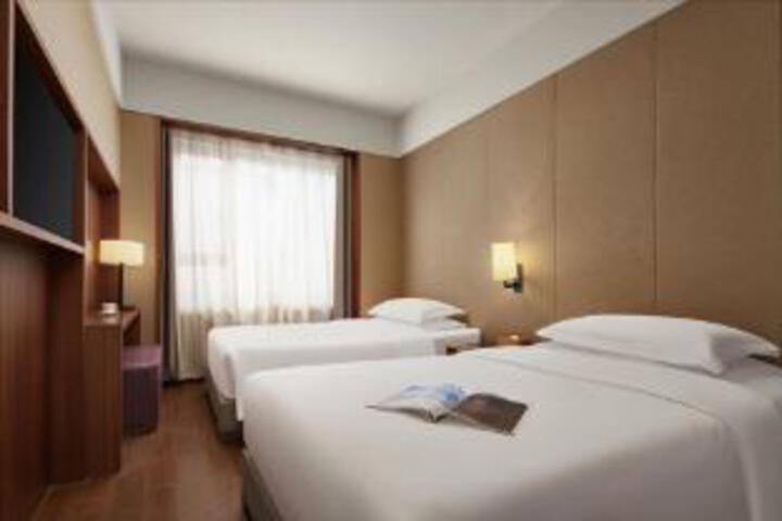 Room 21 of 23