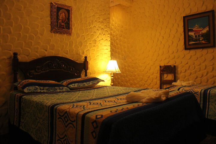 Room 6 of 26