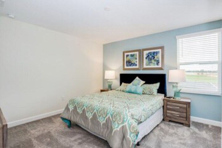 Room 42 of 60