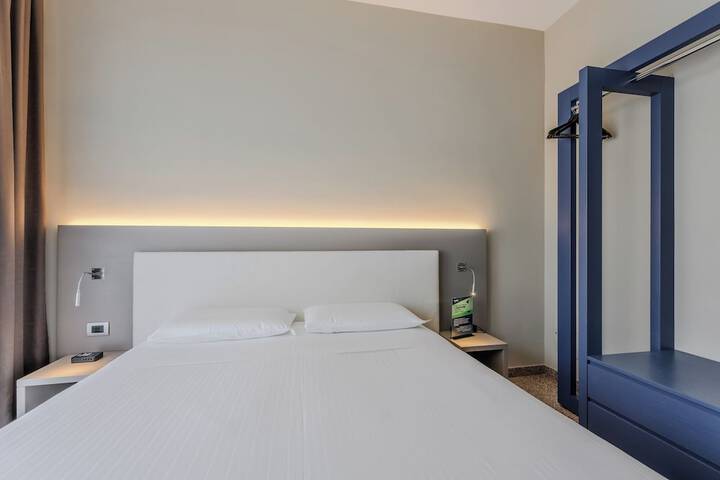 Room 17 of 61
