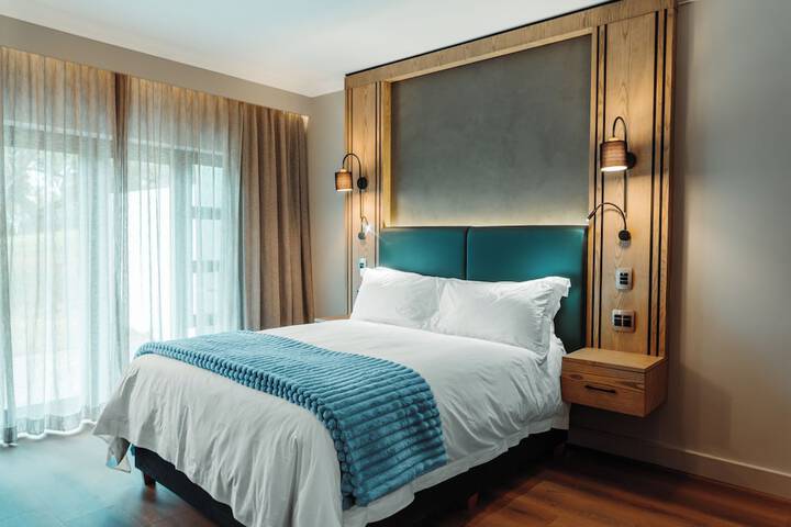 Room 18 of 90