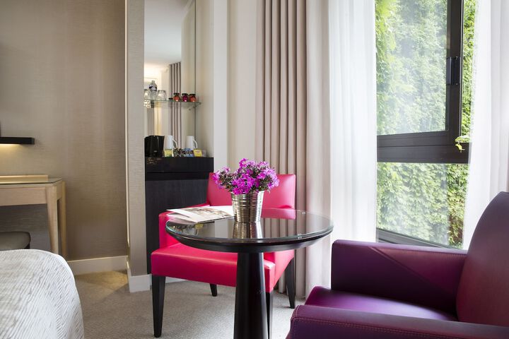 Room 28 of 50