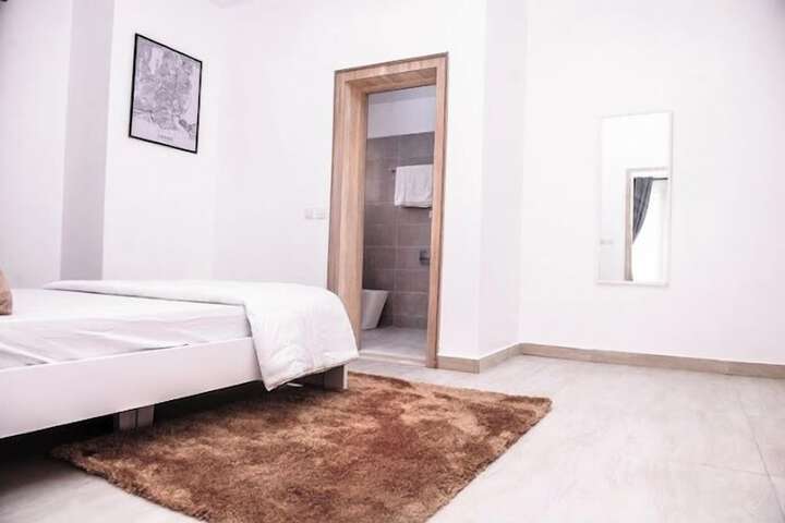 Room 15 of 65