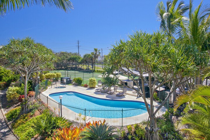 Pool 67 of 104