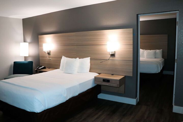 Room 10 of 63