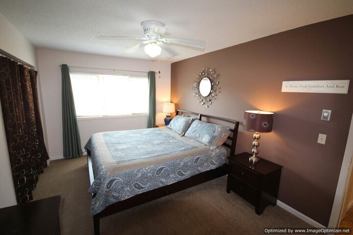 Room 4 of 5