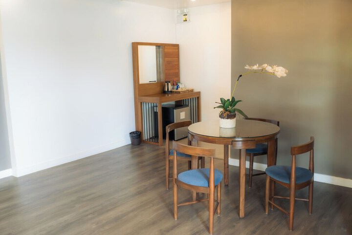 Room 14 of 85