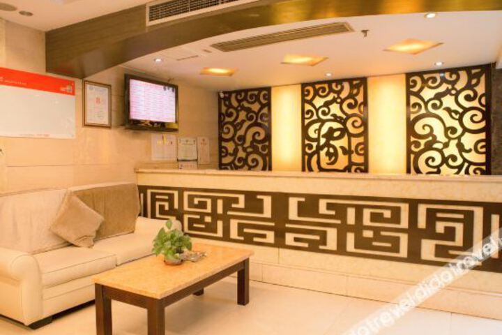 Hotel Interior 9 of 25