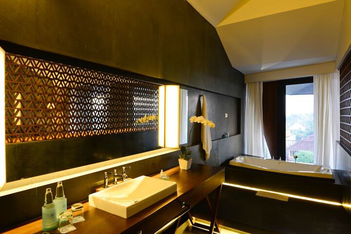 Clean Restrooms