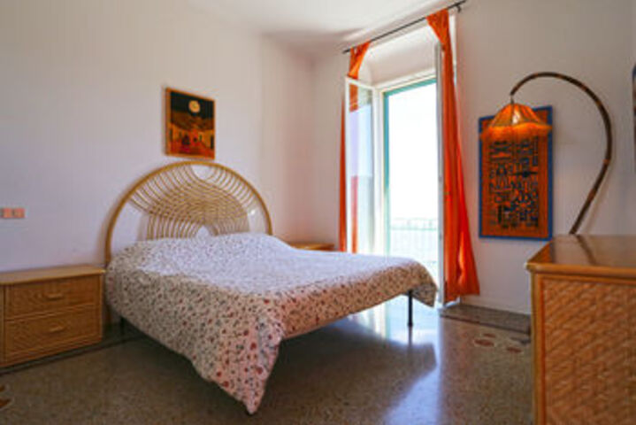 Room 44 of 105