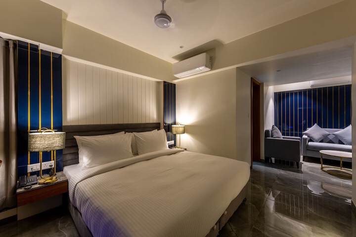 Room 26 of 63