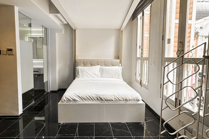Room 30 of 57