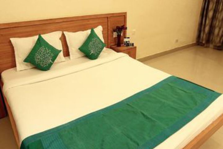 Room 18 of 26