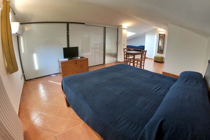 Room 19 of 44