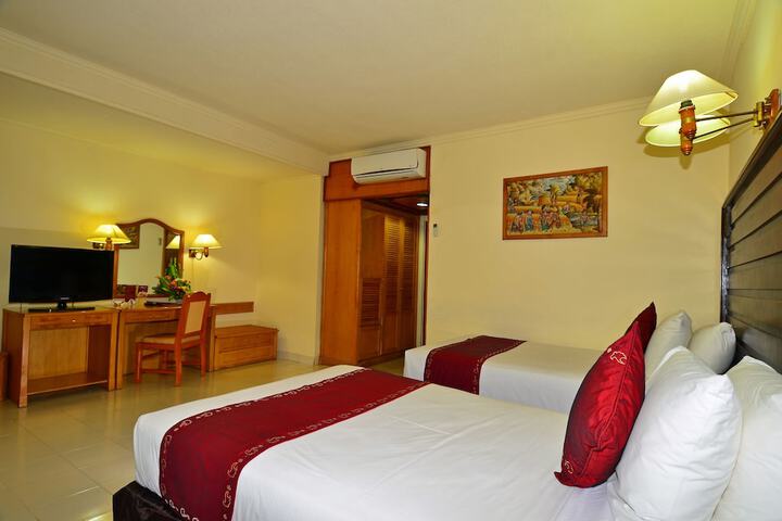 Room 9 of 45
