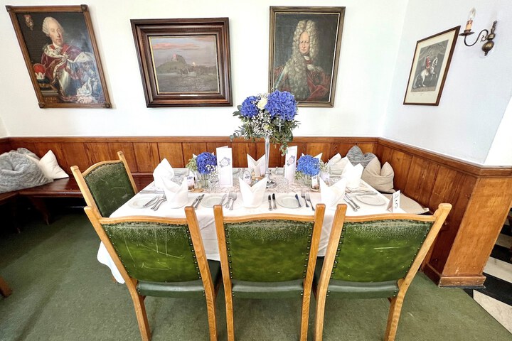 Dining 109 of 155