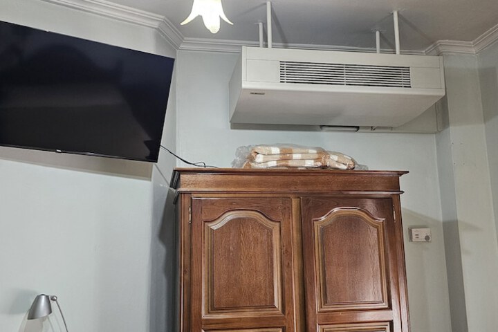Room 9 of 22