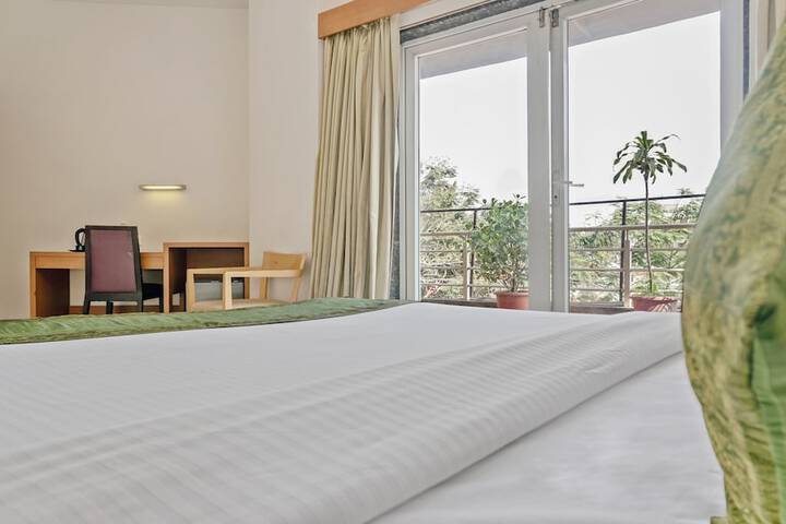 Room 20 of 37
