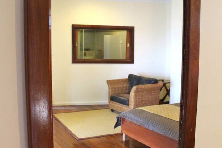 Room 5 of 31