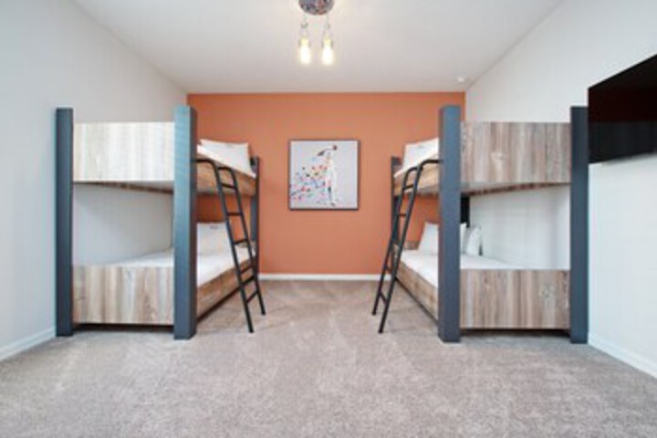 Room 65 of 78