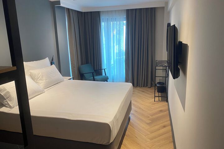 Room 13 of 51