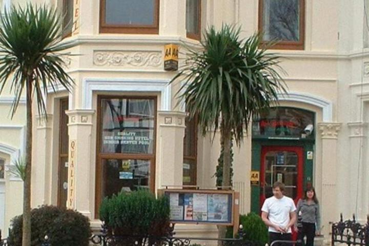 Photo 18